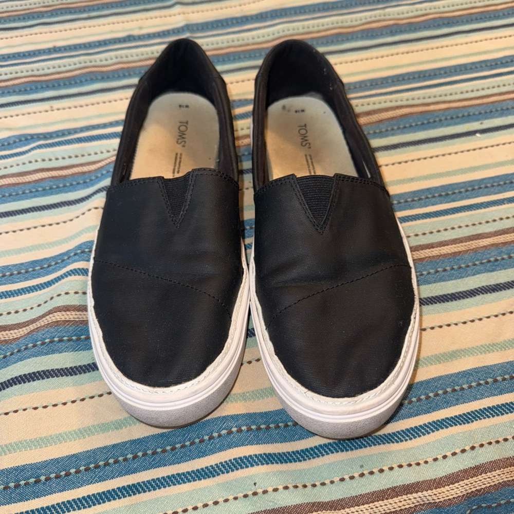 TOMS Classic Black Canvas Slip-Ons